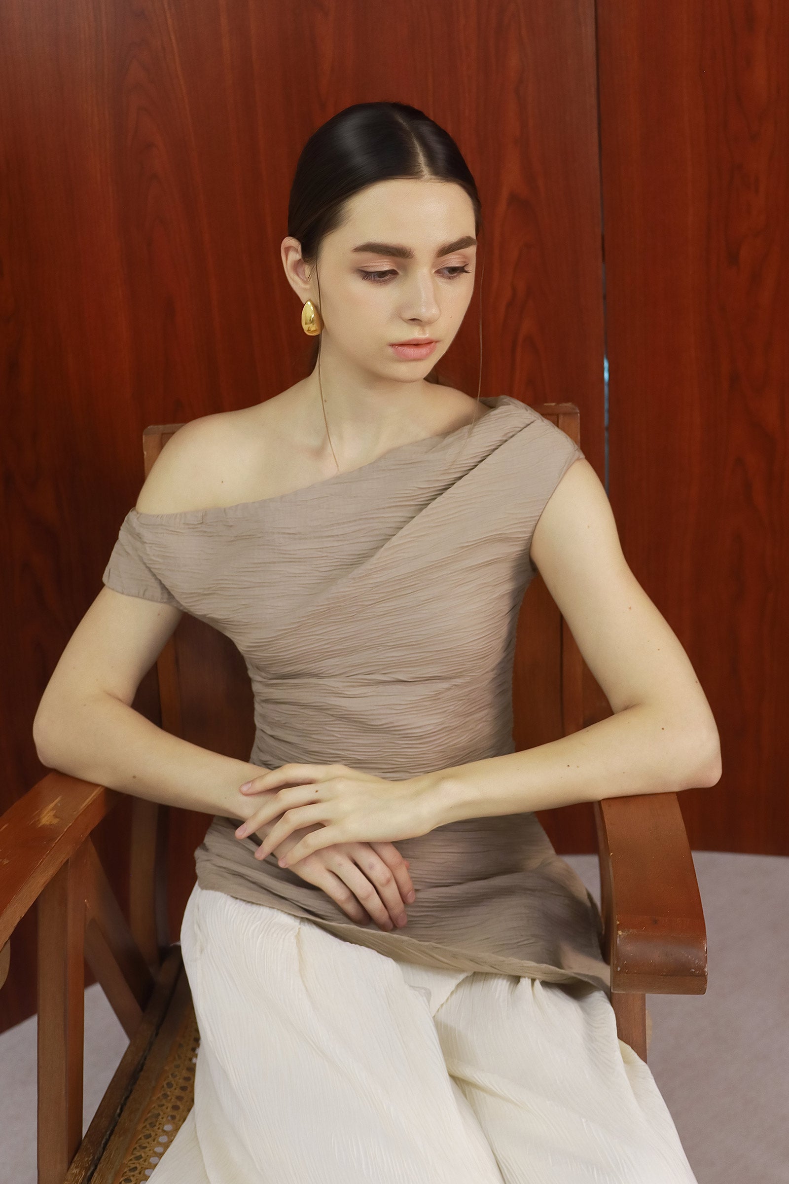 Liora Drape Top (Mocha)