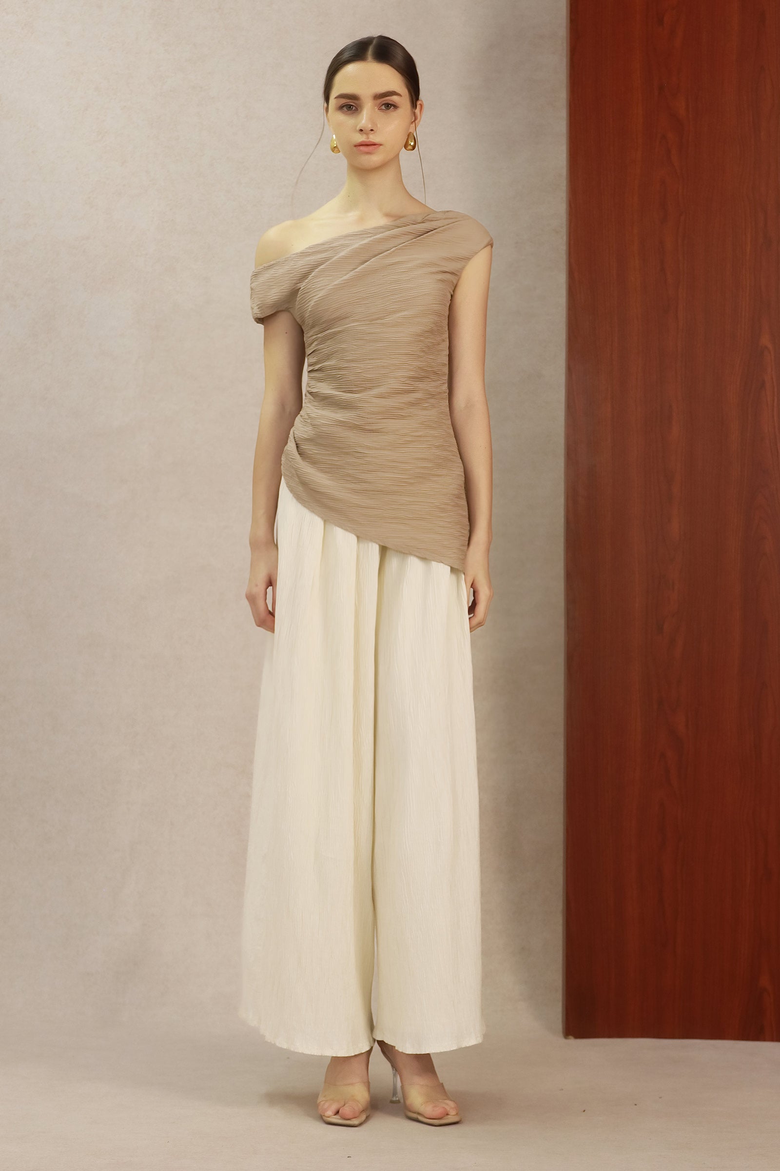 Liora Drape Top (Mocha)