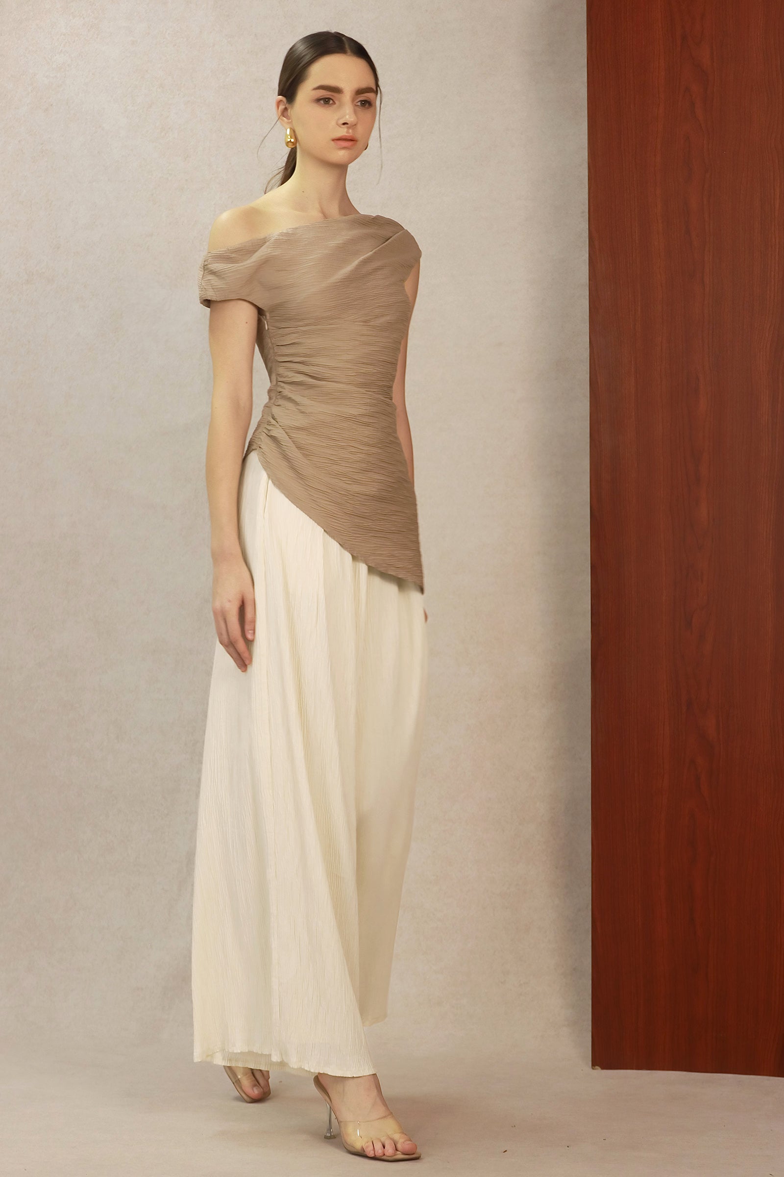 Liora Drape Top (Mocha)