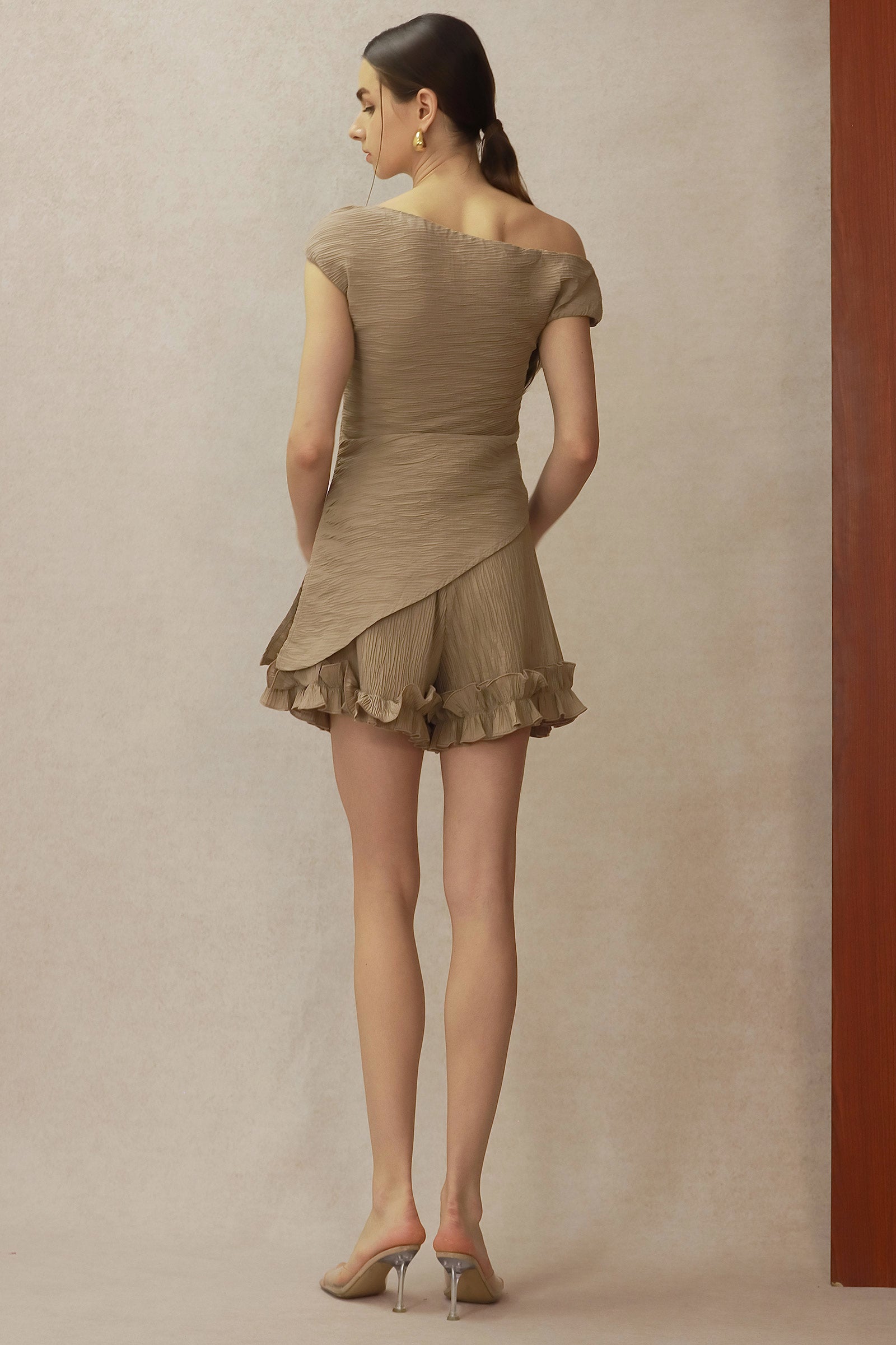 Liora Ruffle Shorts (Mocha)