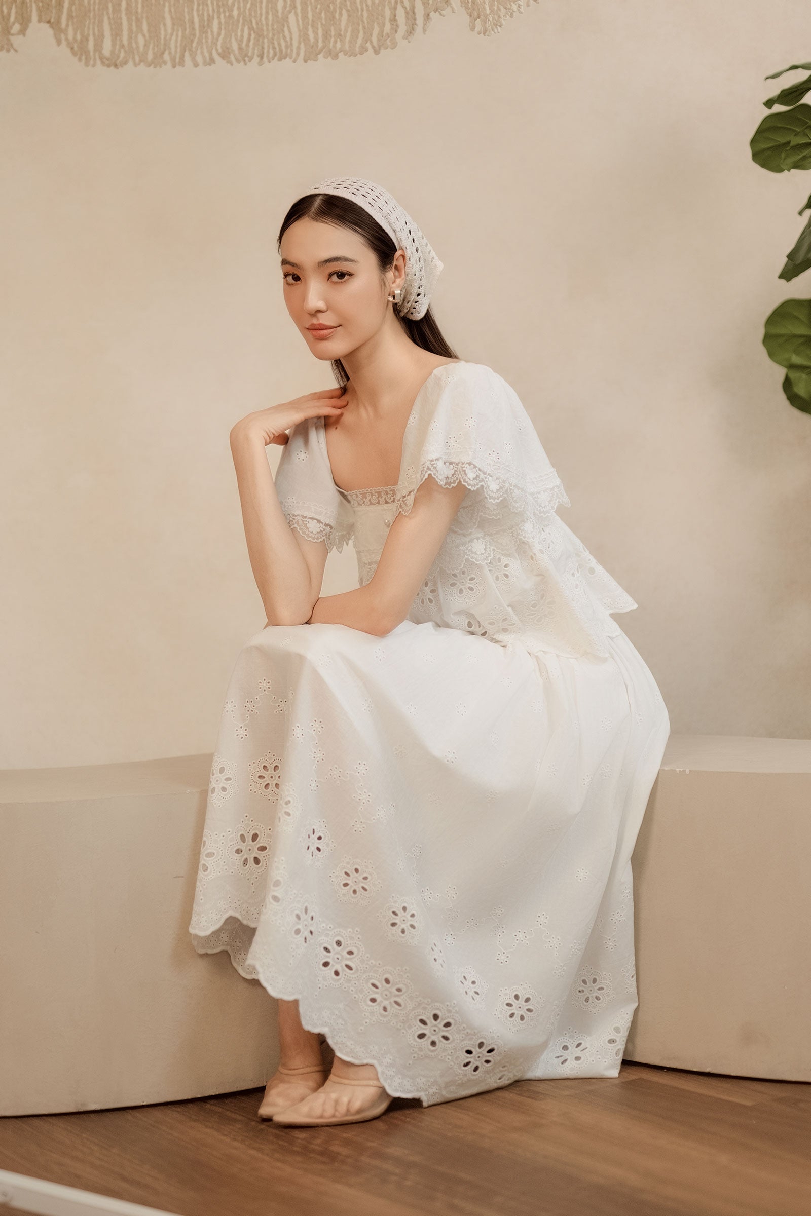 Solène Broderie Top (White)