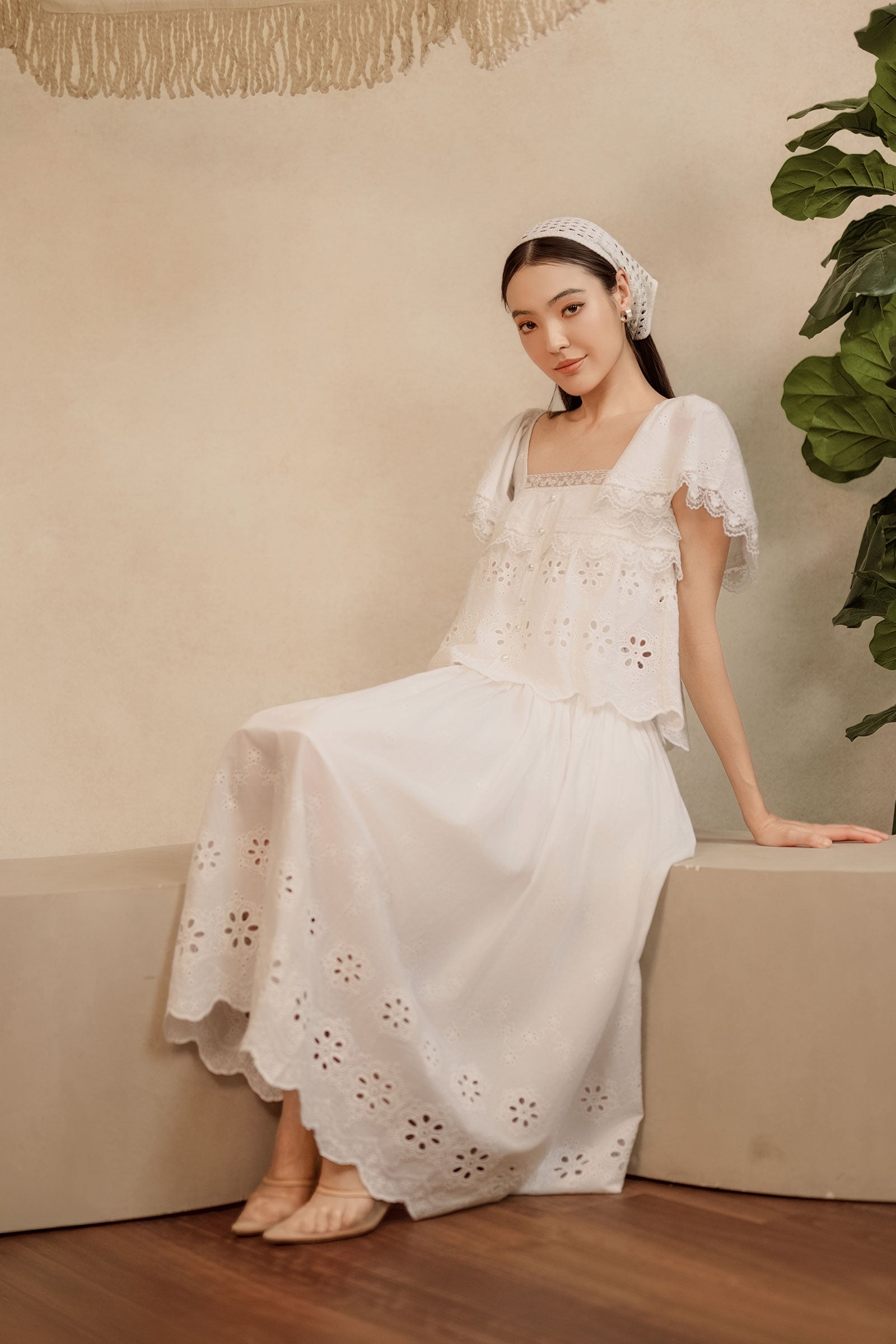 Solène Broderie Skirt (White)