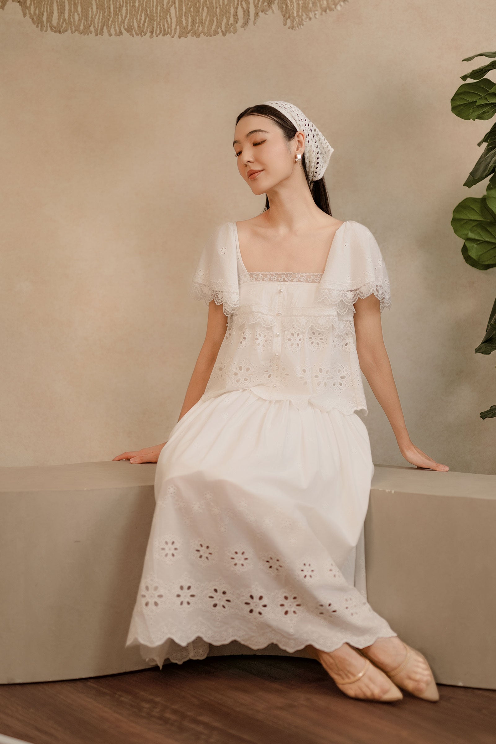 Solène Broderie Skirt (White)