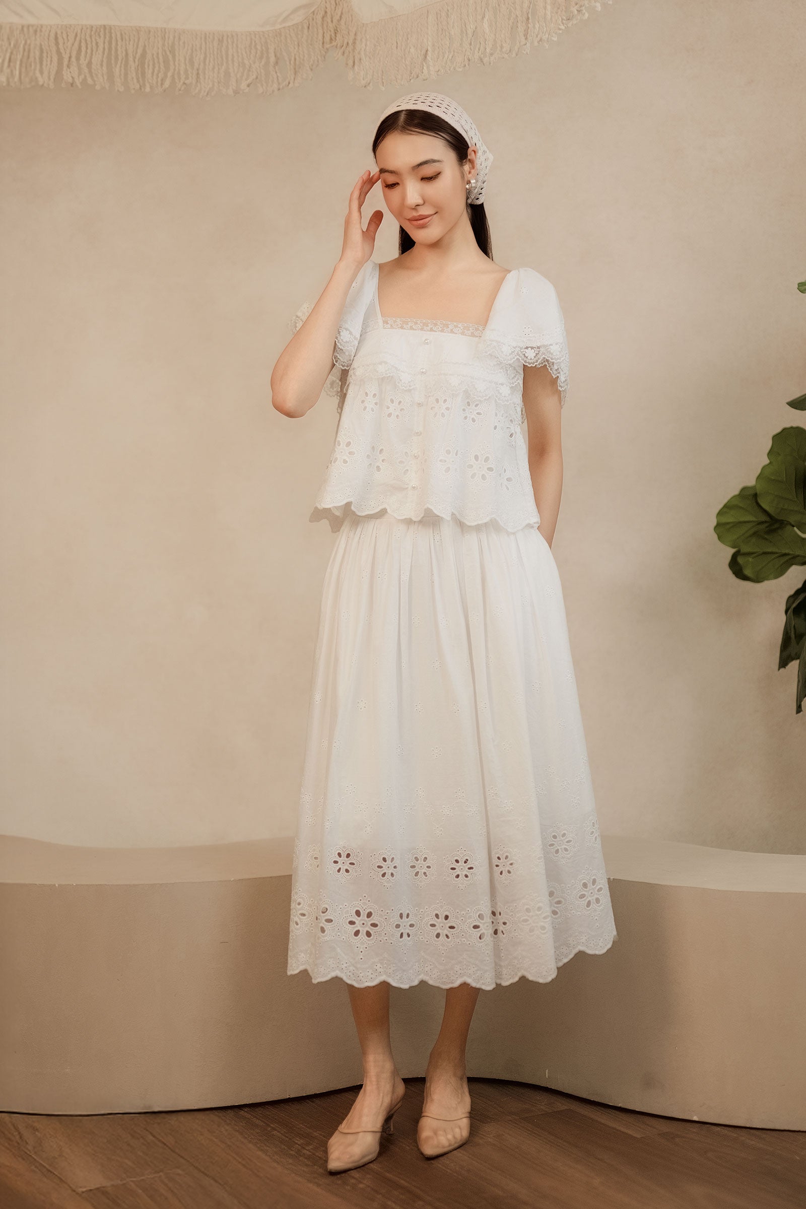 Solène Broderie Skirt (White)