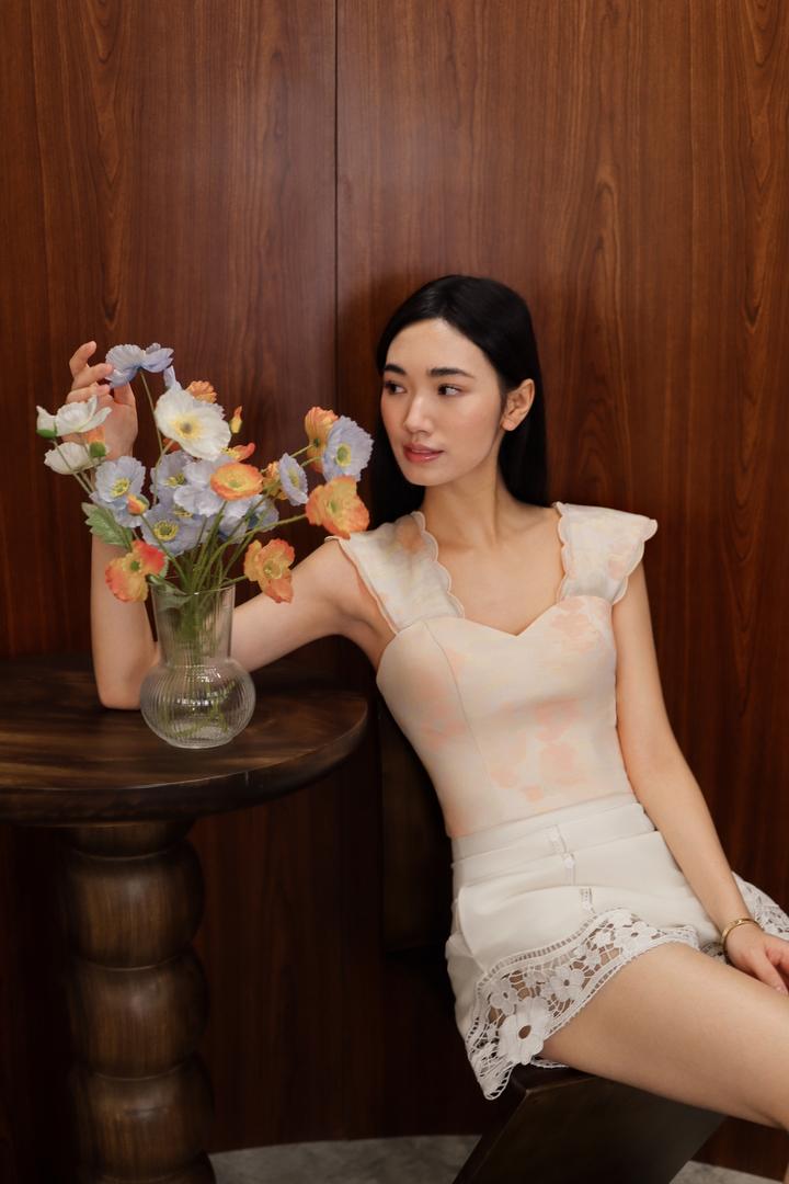 Darela Embroidered Shorts (Cream)