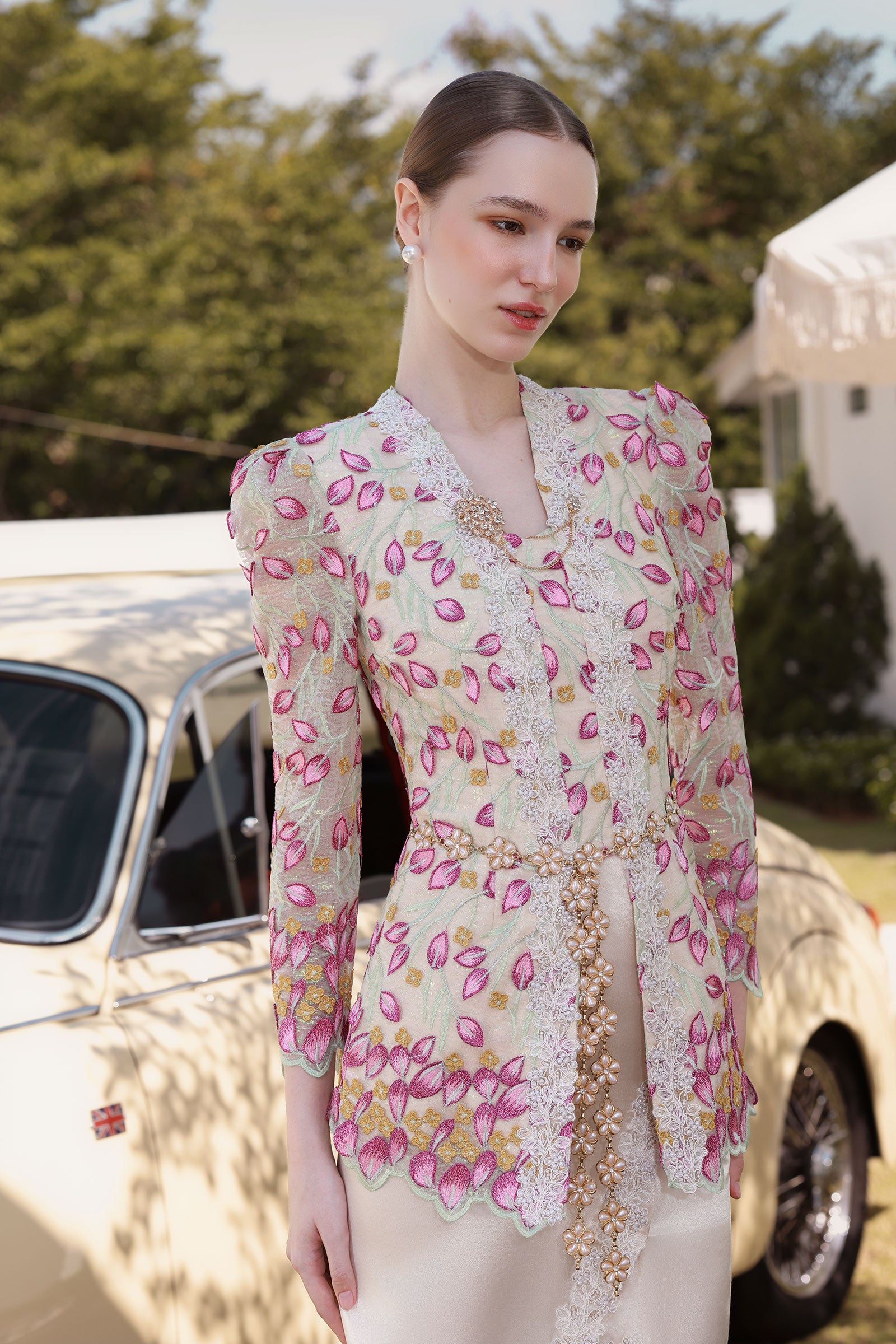 Fleuria Kebaya Set