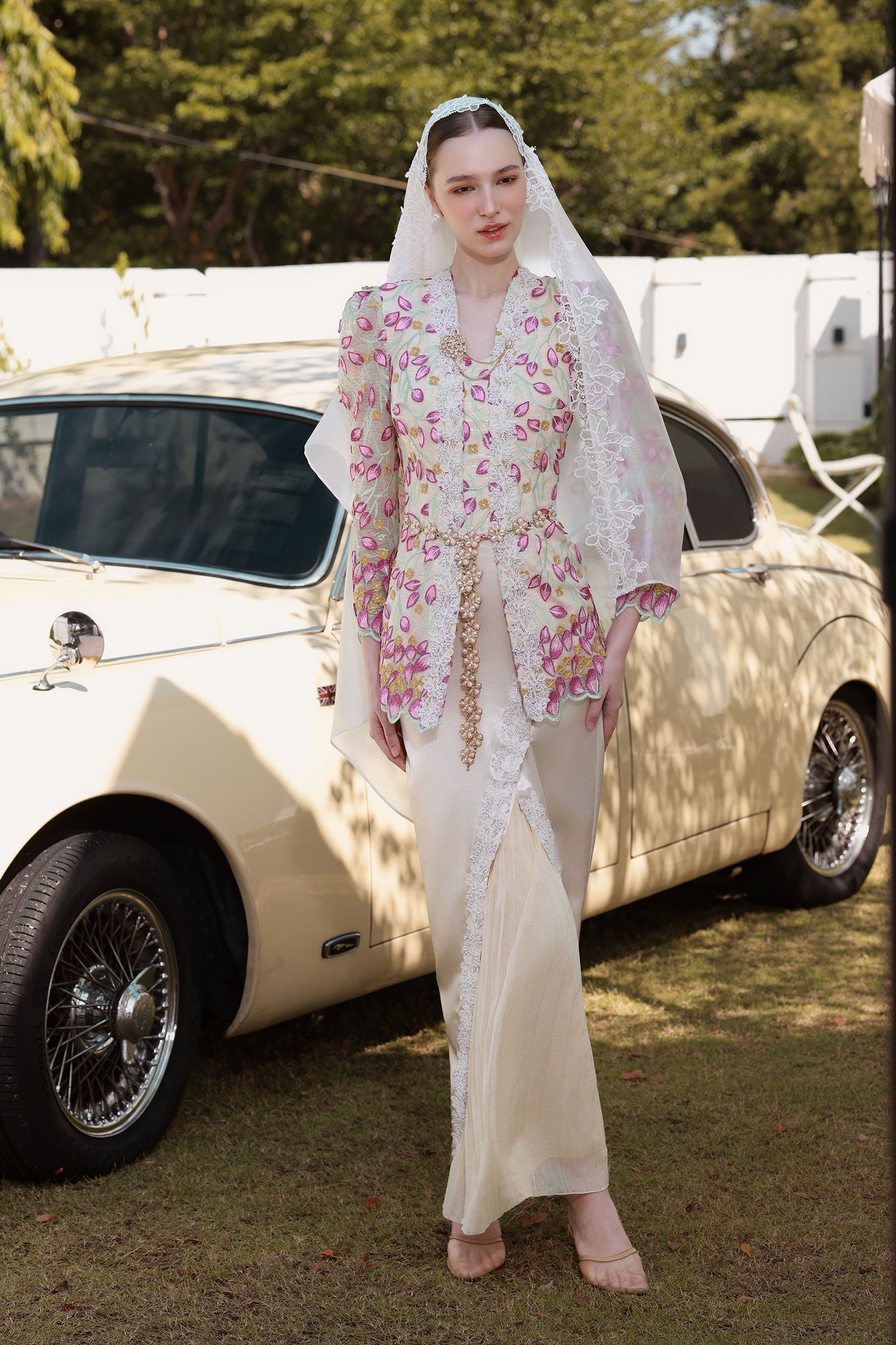 Fleuria Kebaya Set
