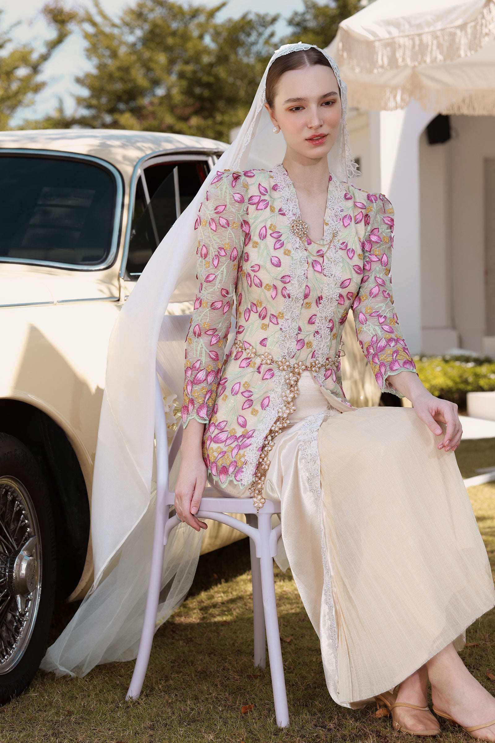 Fleuria Kebaya Set