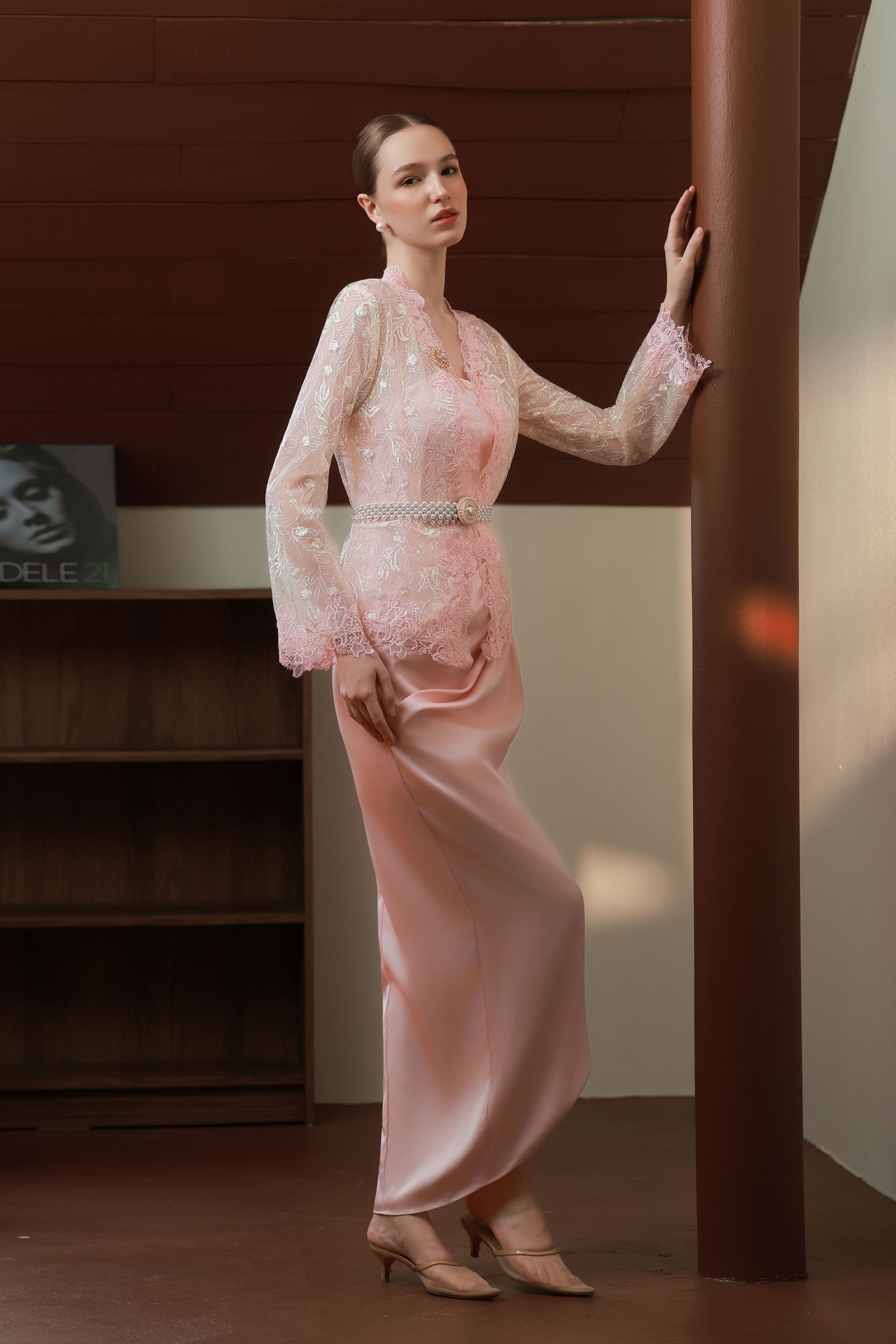 Moria Kebaya Set (Pink)