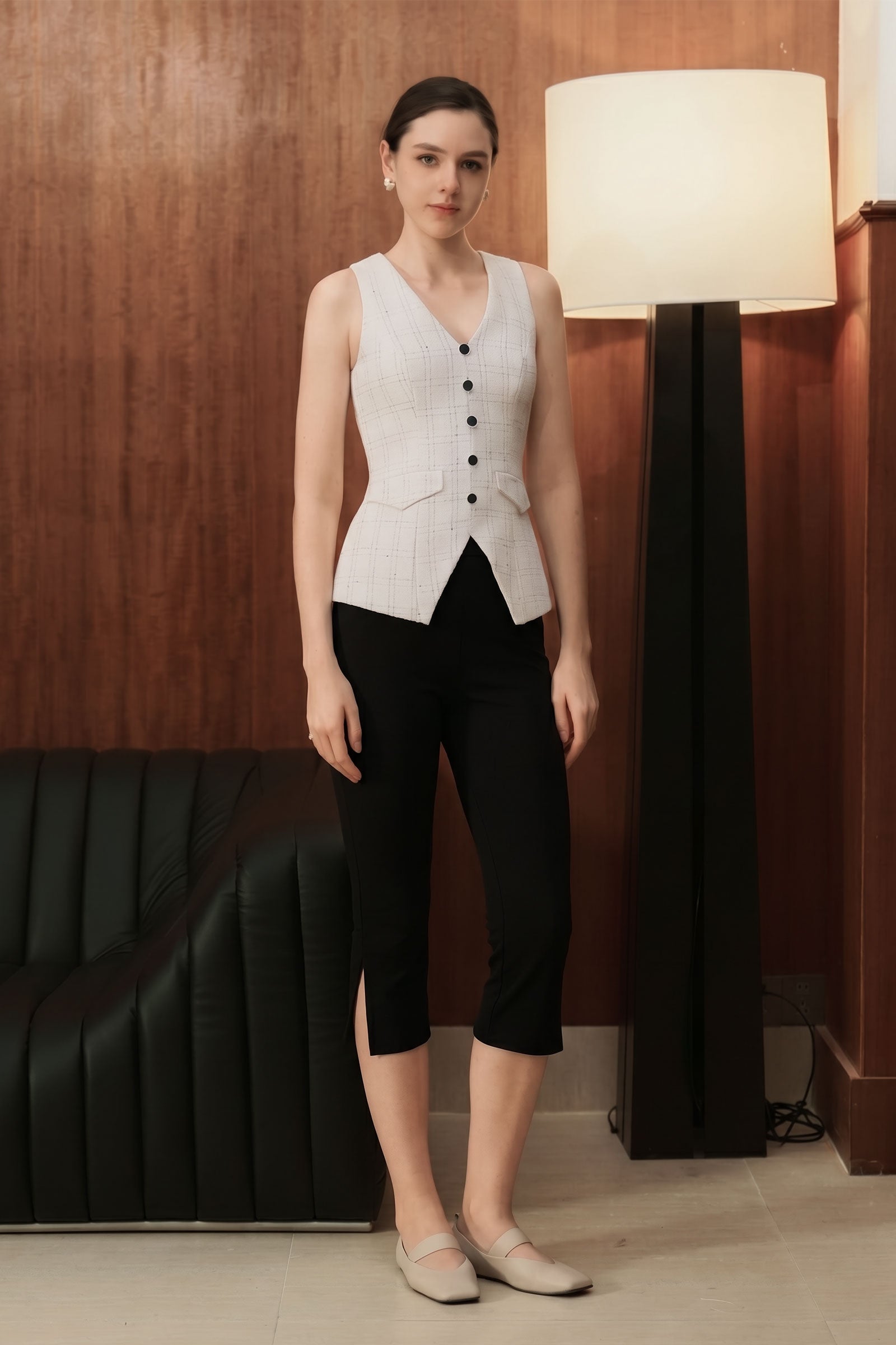 Sienne Belted Capri Pants (Black)