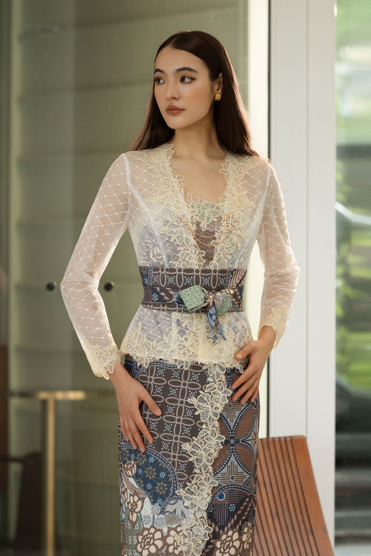 The Soleil Kebaya Top (White)