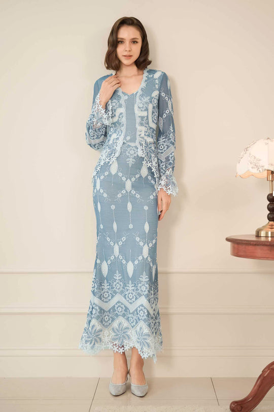 Rosalie Kebaya Set (Bluebell)