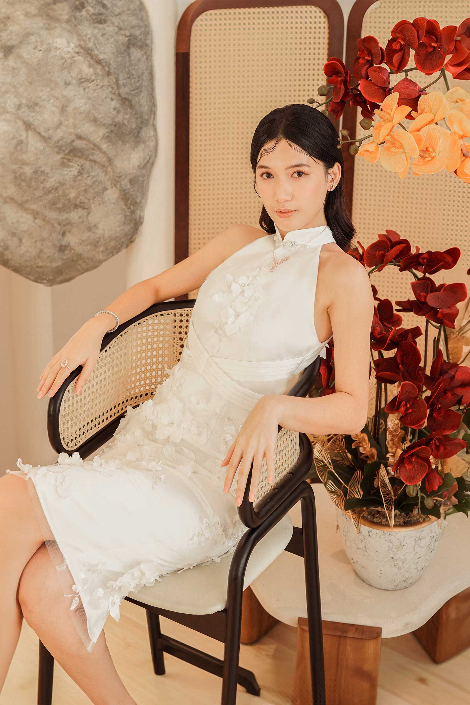 Dyvern Qipao  (White)