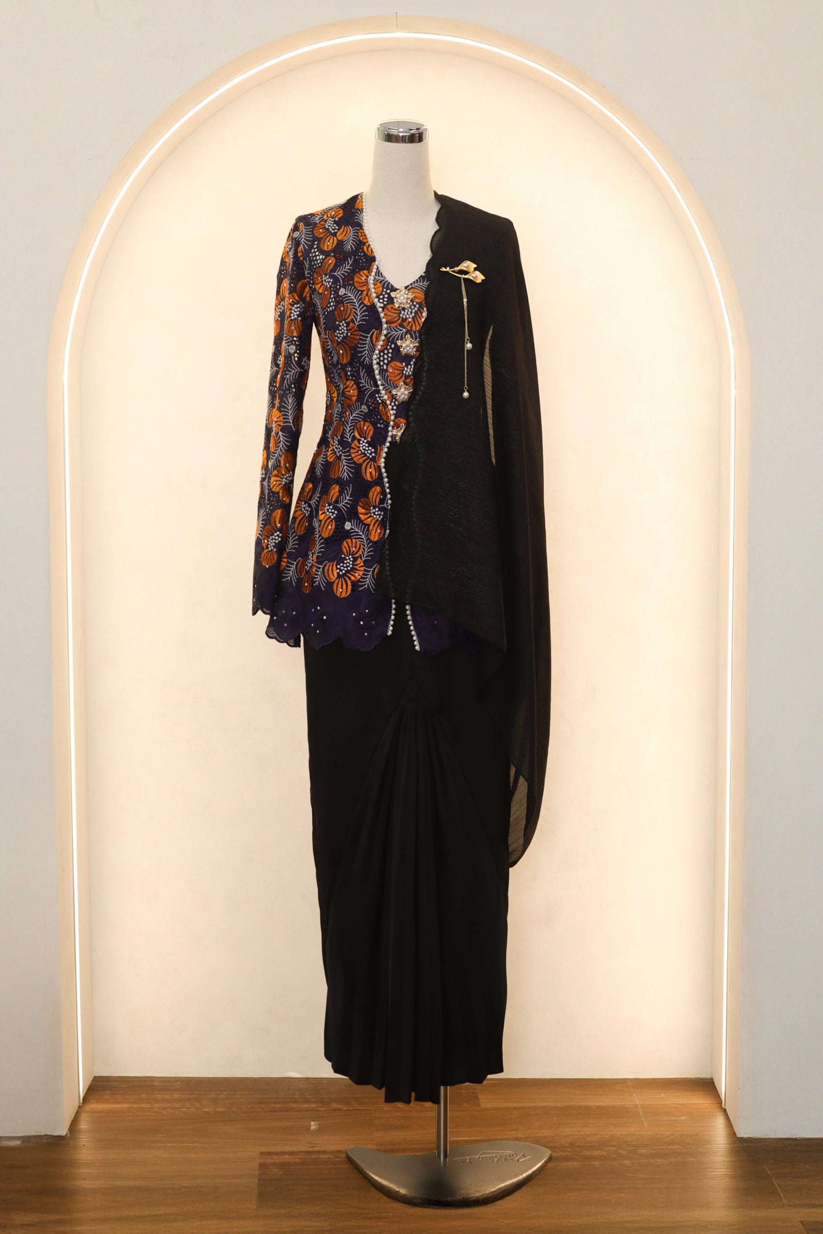 Kemboja Kebaya Top