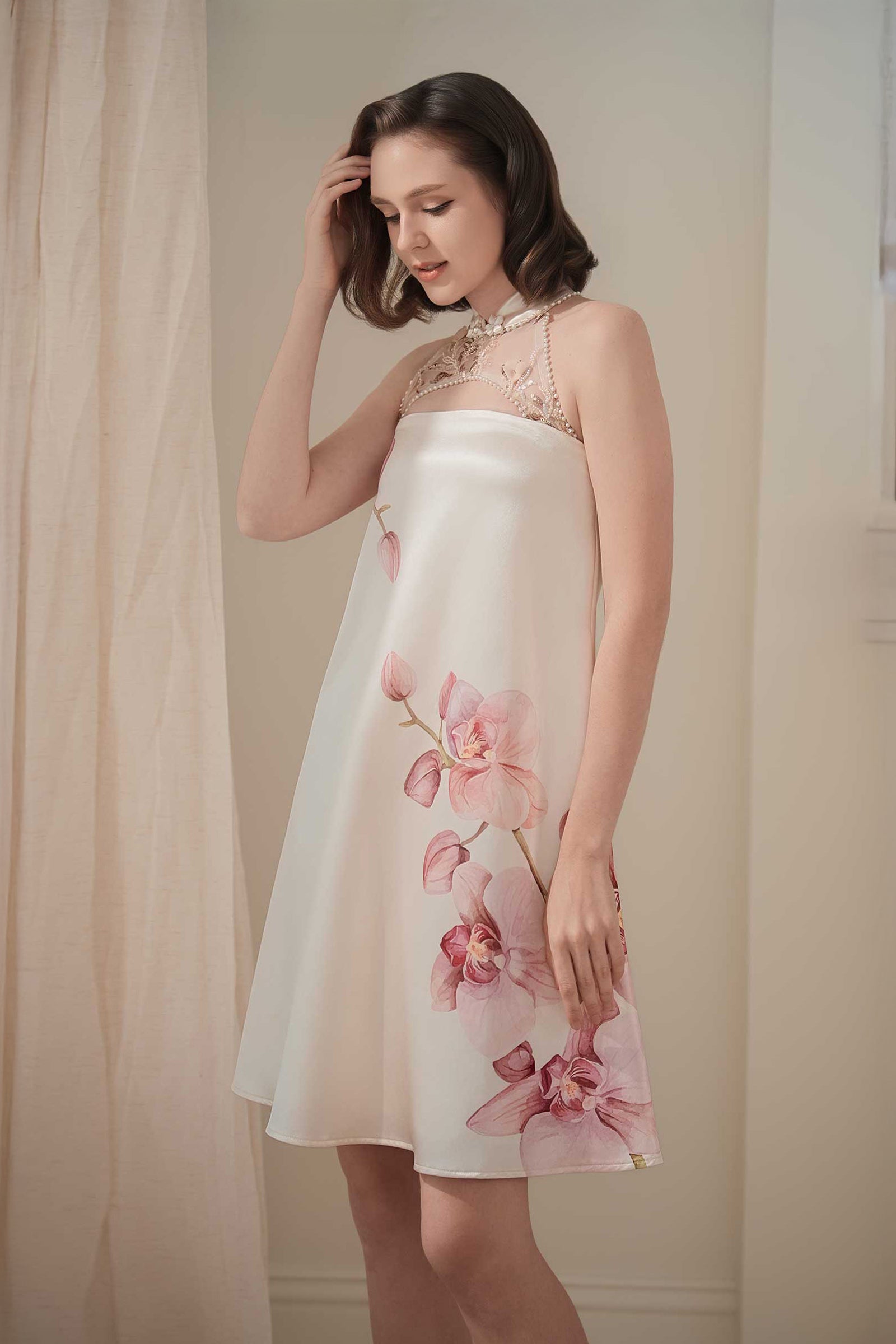 Phalaenora Dress (Champagne)