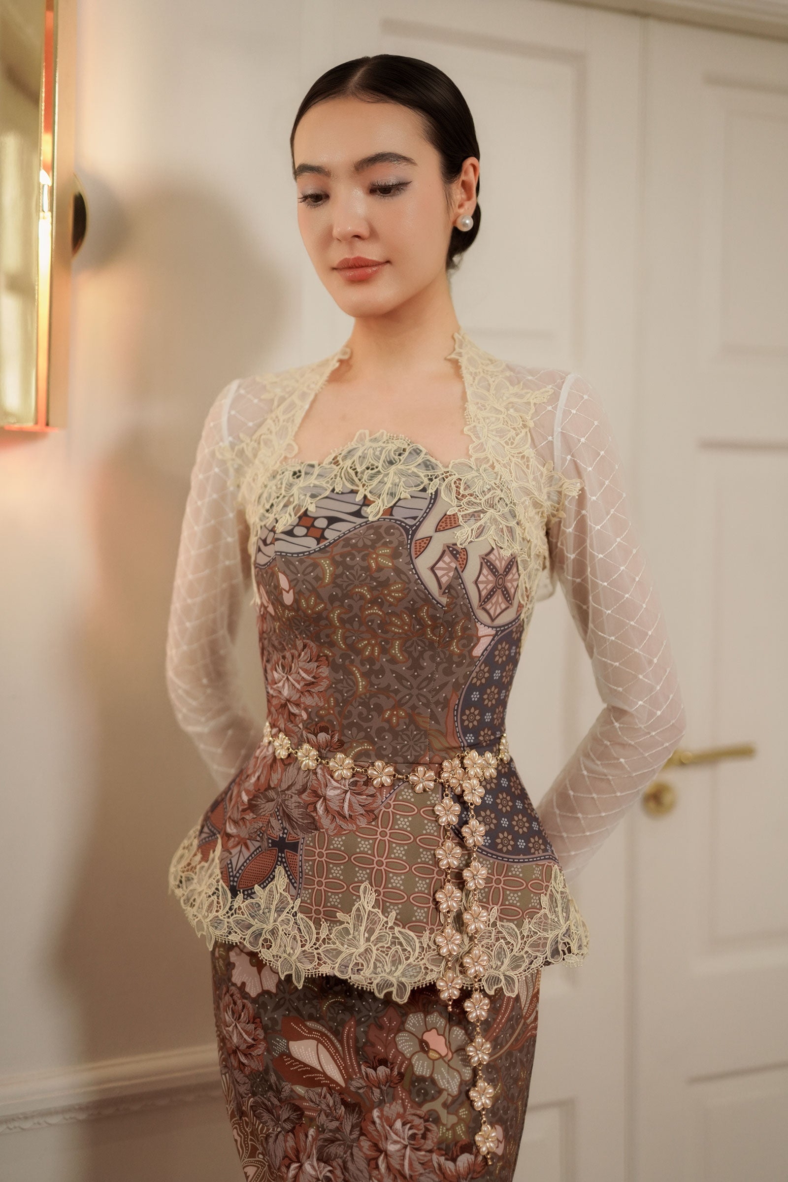 Isadora Top with Pearl Belt (White)