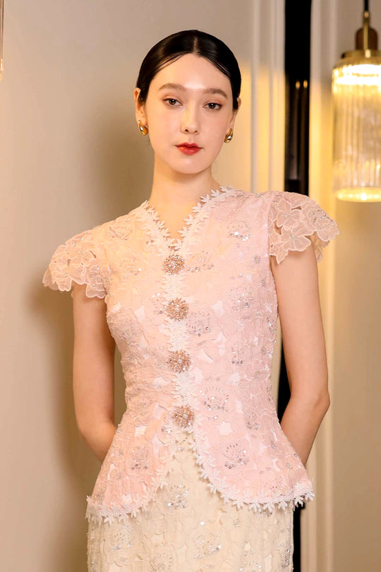 Delavina Top with Brooch (Pink)