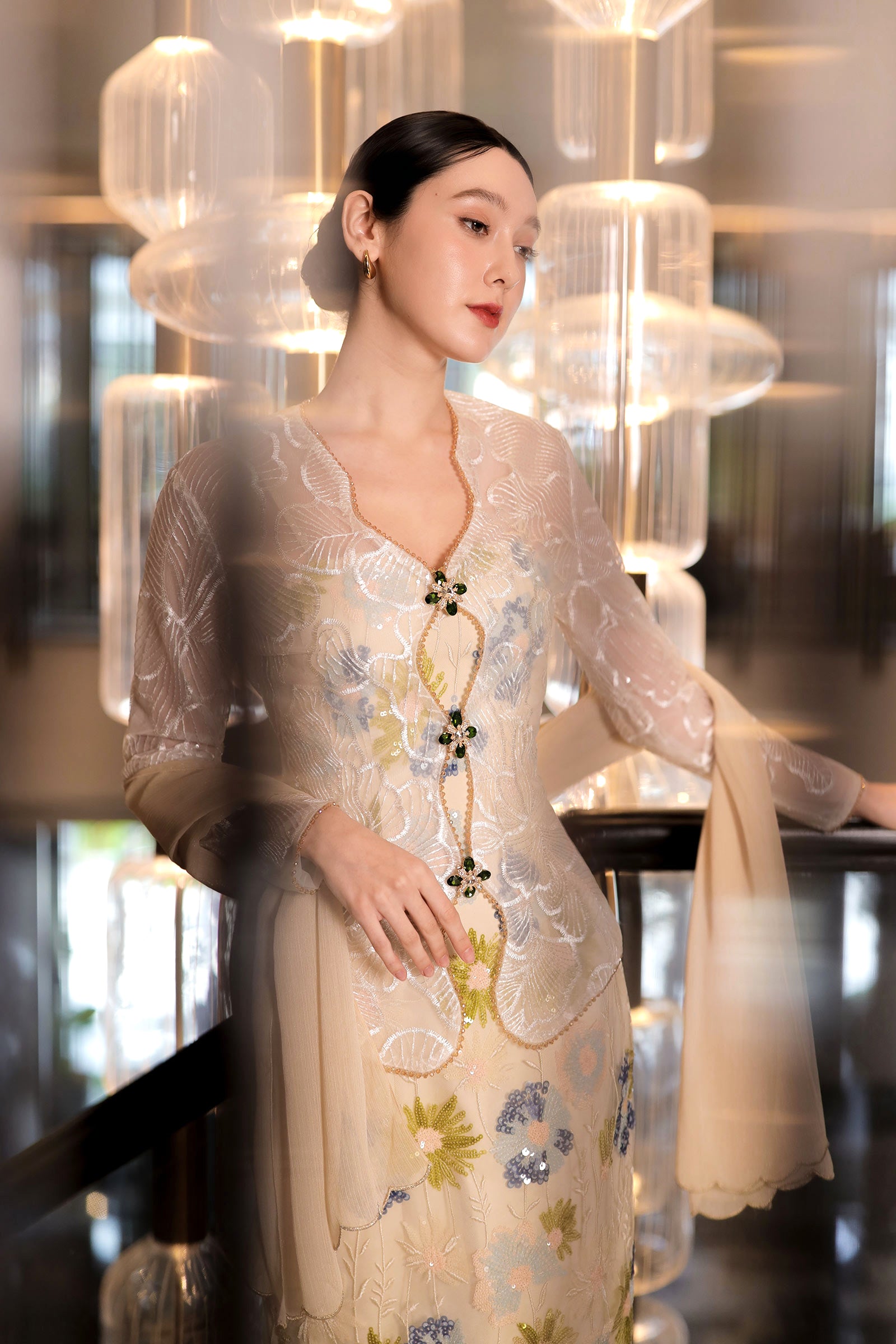 Tiariasa Kebaya Set (Cream)