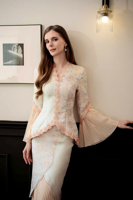 Niessa Kebaya Top (Rose)