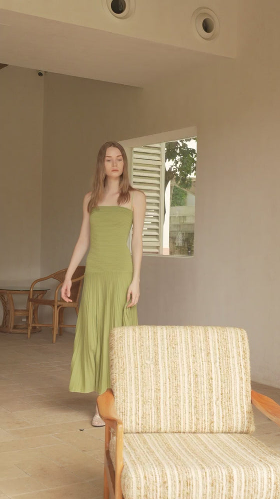 Phyllo Midi Knit Dress (Leaf)