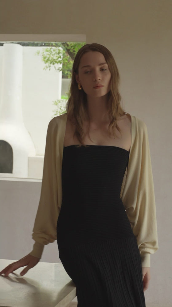 Beth Cropped Knit Overlay (Curd)