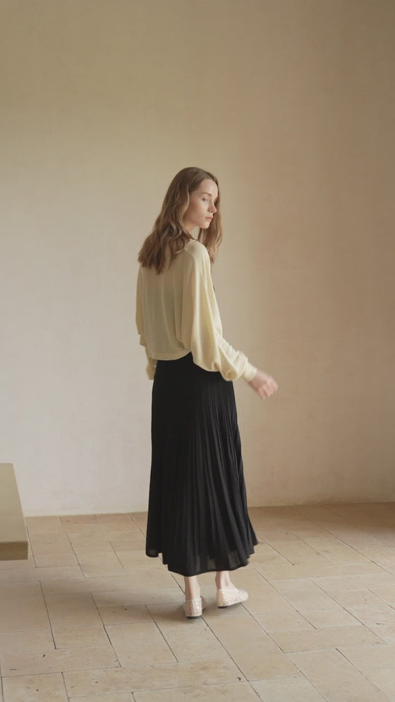 Beth Cropped Knit Overlay (Curd)