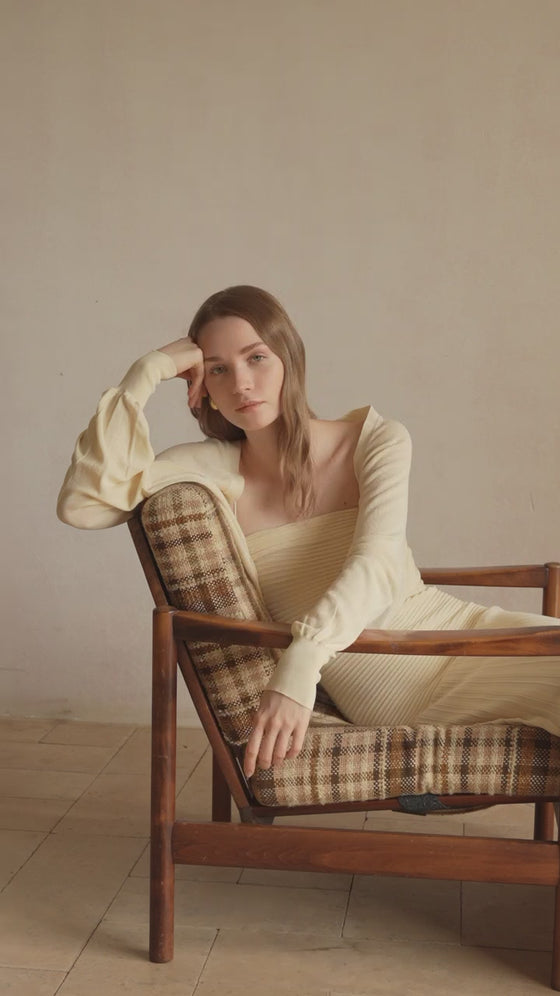 Phyllo Midi Knit Dress (Curd)