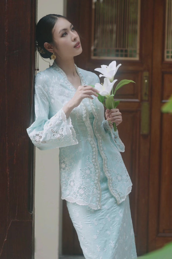Sofea Kebaya Set (Baby Blue)