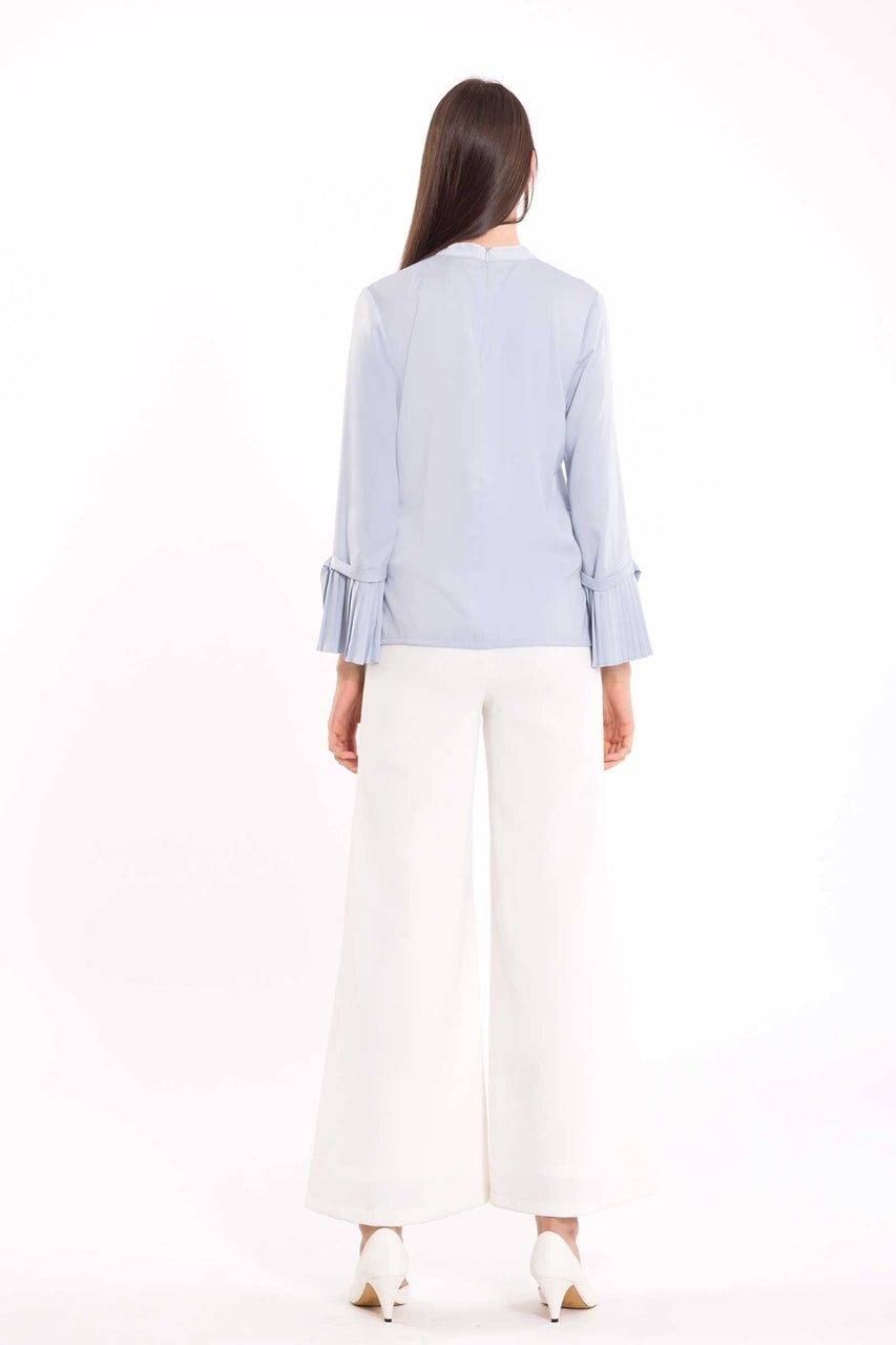 Deferson Top (Pale Blue)