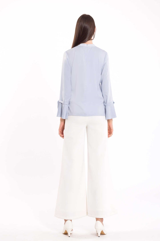 Deferson Top (Pale Blue)