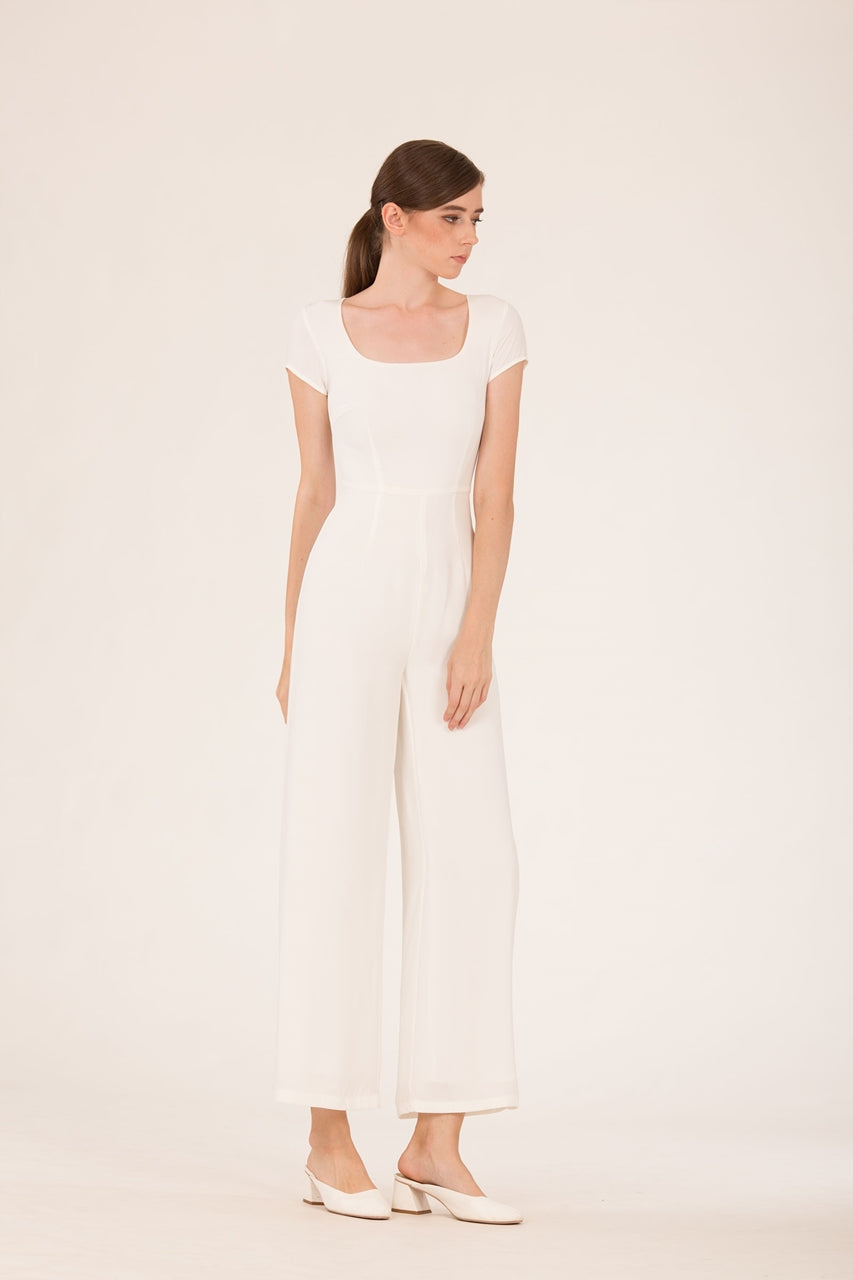 Dajurtrea Jumpsuit (White)