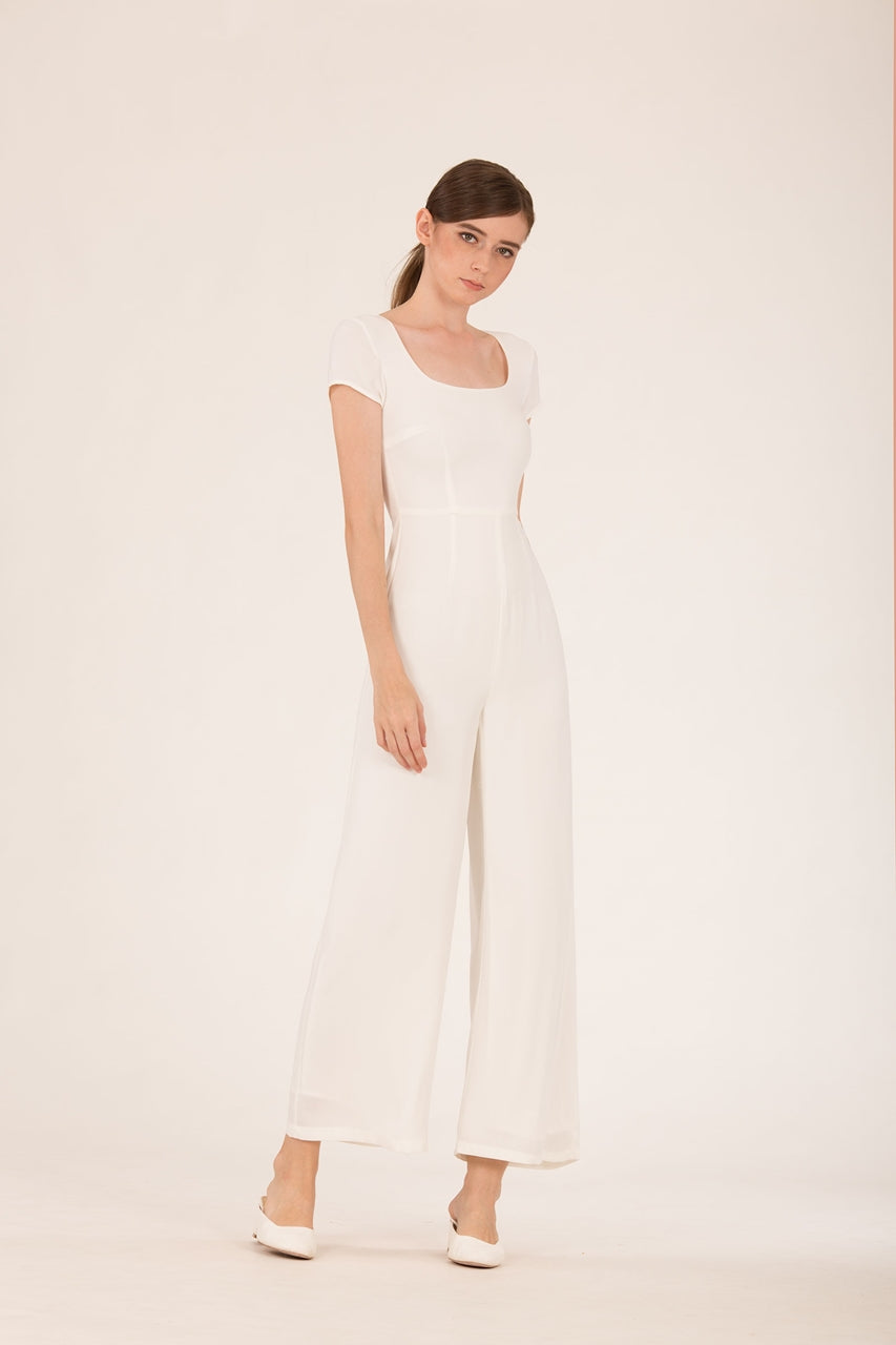 Dajurtrea Jumpsuit (White)