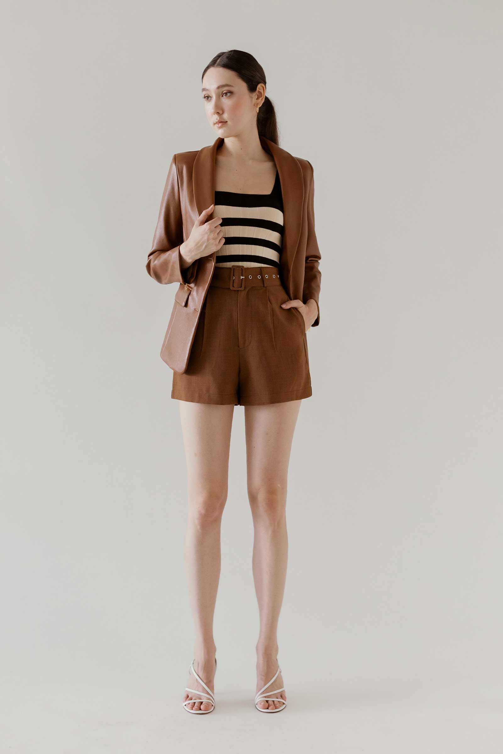 Dakiezia Jacket (Brown)