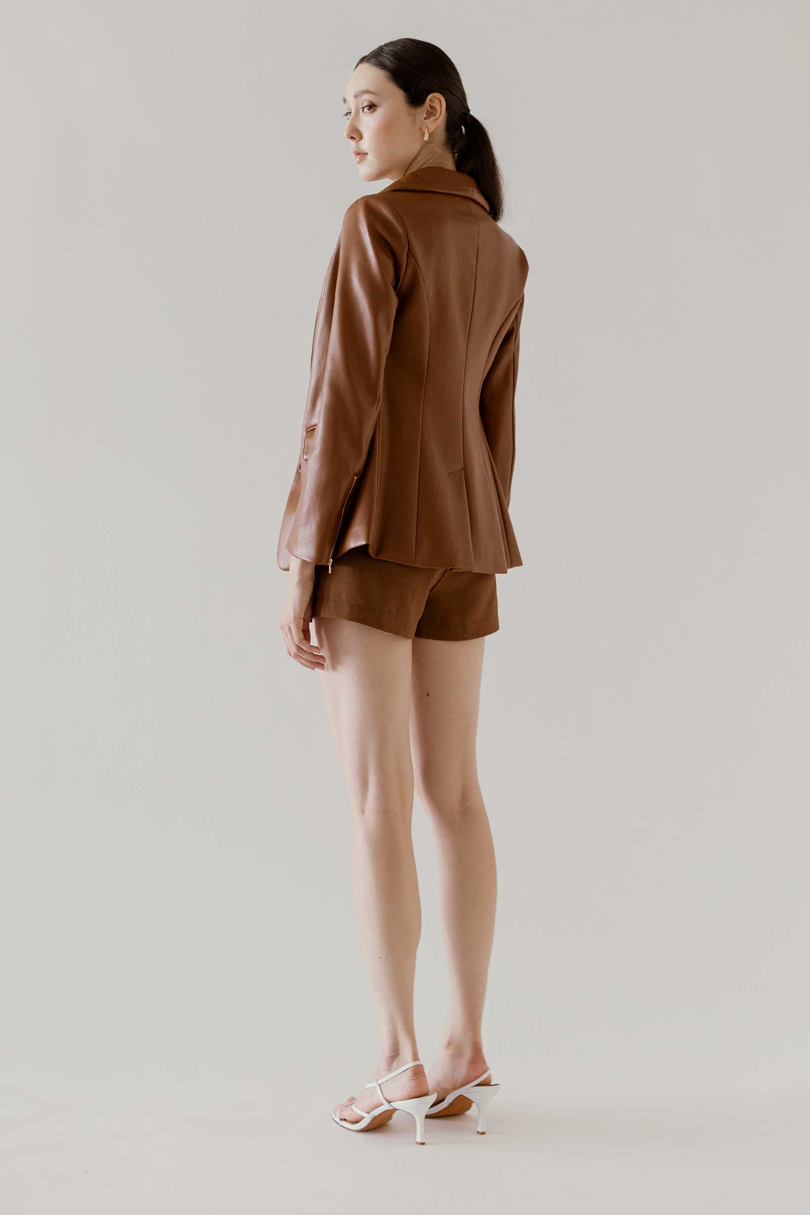 Dakiezia Jacket (Brown)