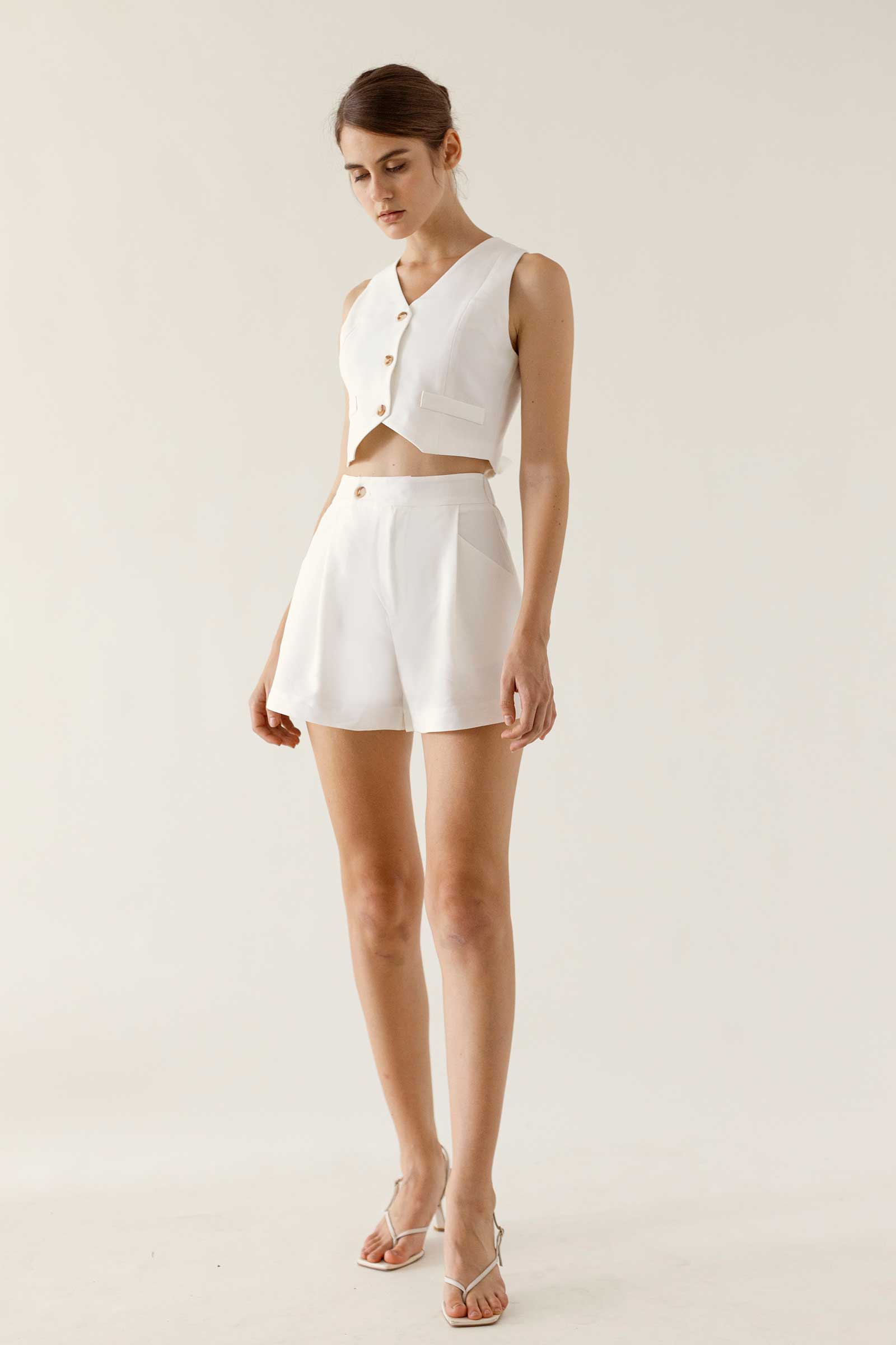 Dukerhuz Set (White)