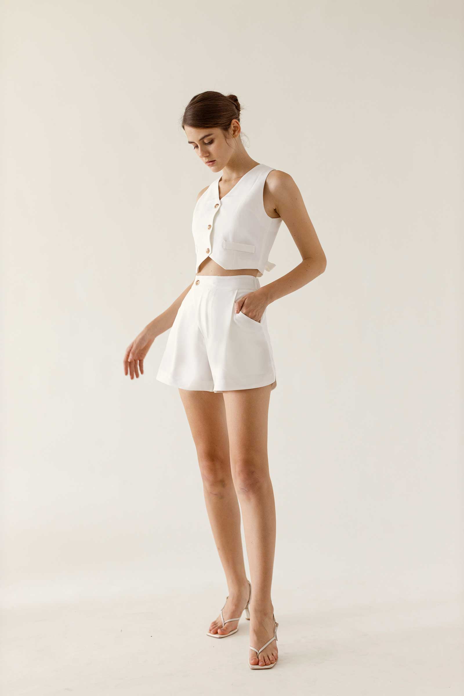 Dukerhuz Set (White)