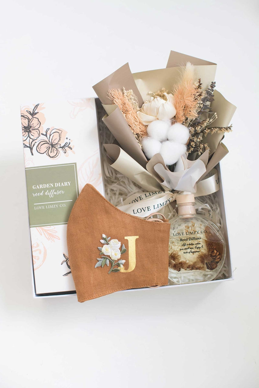 Thousand Acre Wood Gift Set