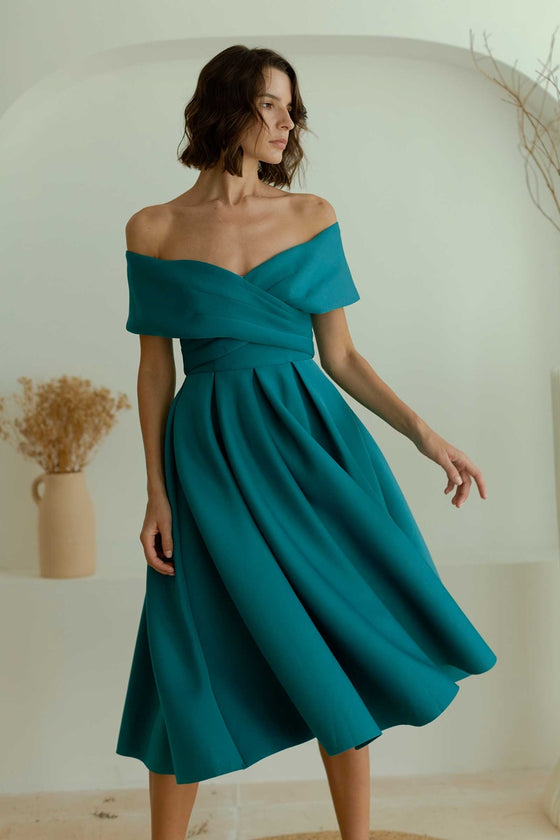 Tiffany green sales bridesmaid dresses