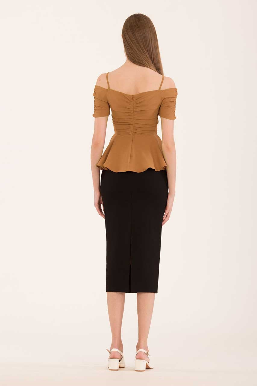 Dimircha Top (Light Brown)