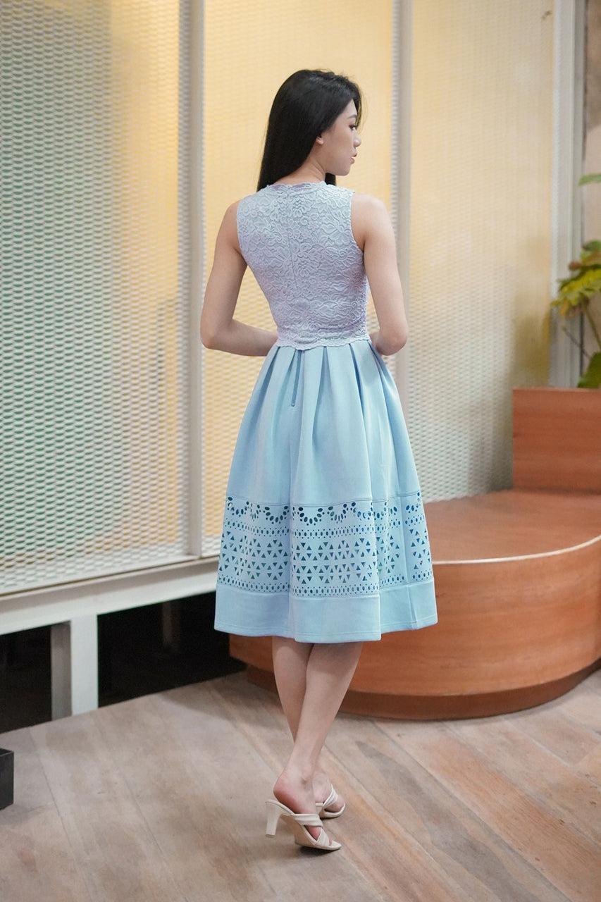 Dacerniz Skirt (Powder Blue)