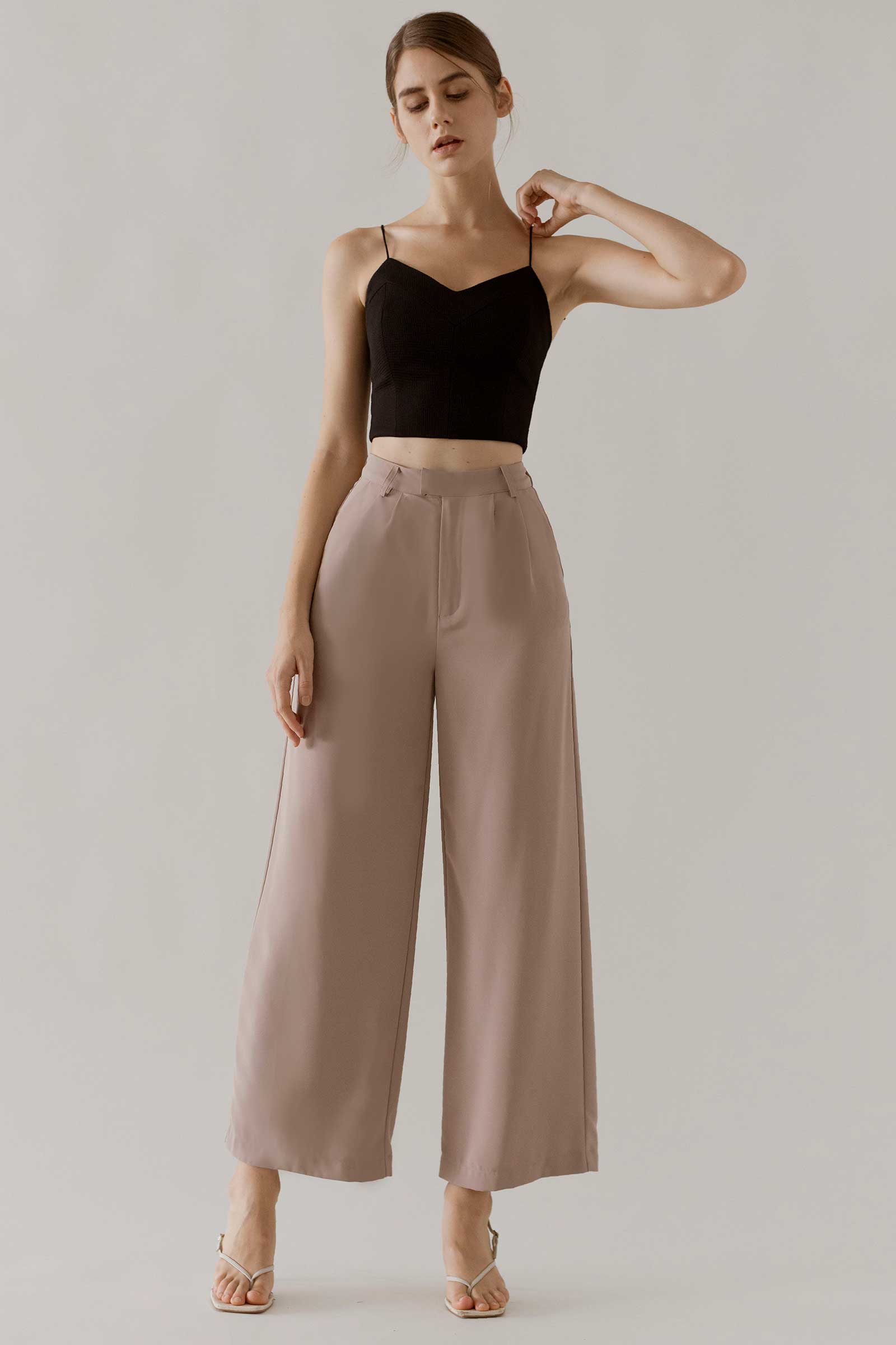 Daniehuq Pants (Khaki)